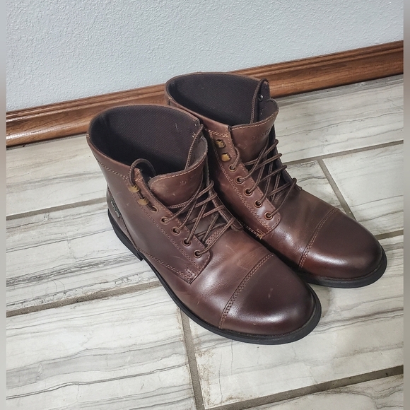 Eastland Brown Leather Boots Classic Lace-Up Design - Picture 1 of 9